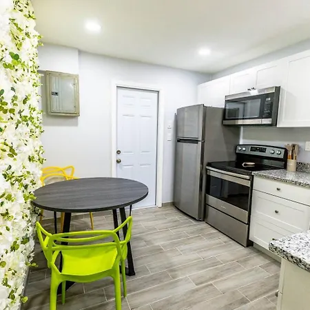 Garden-Inspired Stay, Walk To Bay & Downtown Sarasota Exterior photo
